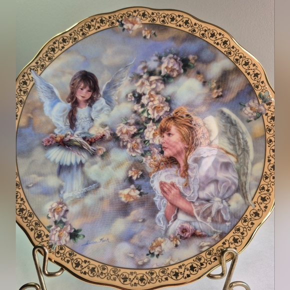 Decorative Angel Plate Gold Trim "Peaceful Prayer" Collection Sandra Kuck - Picture 2 of 4